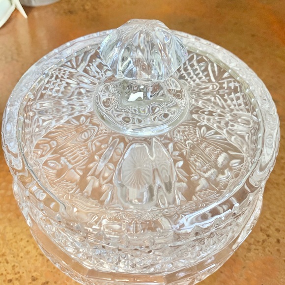 Crystal Cheese Dome, Shannon Crystal Designs of Ir - Picture 3 of 6